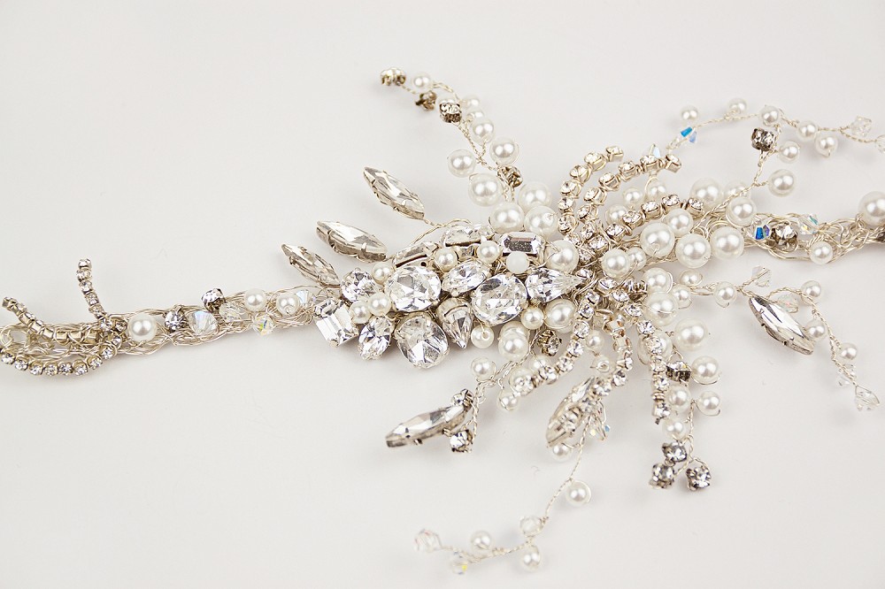 Close up image of Beaulah bridal hairvine