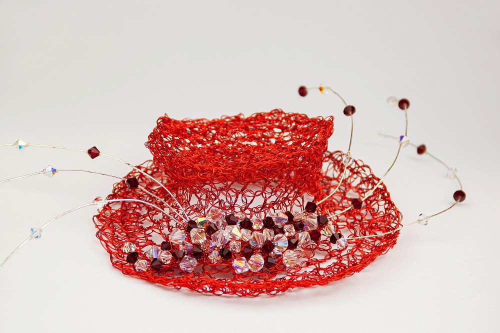 Image of red wedding hat for mother of the bride