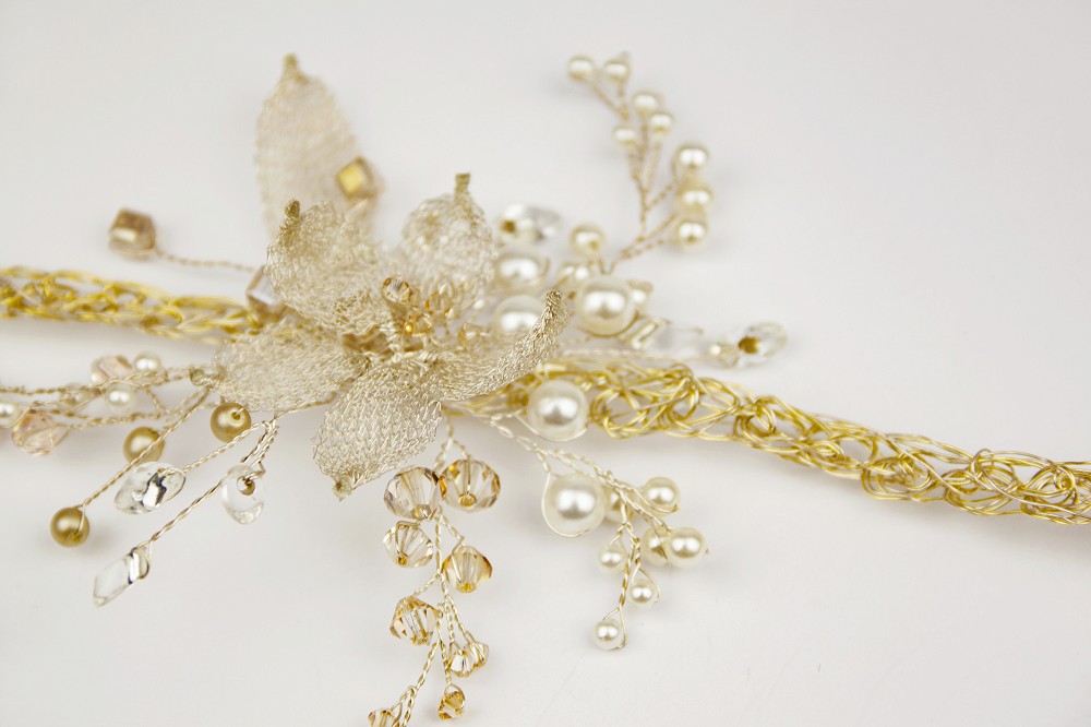 Close up of Marlise bridal hair accessory