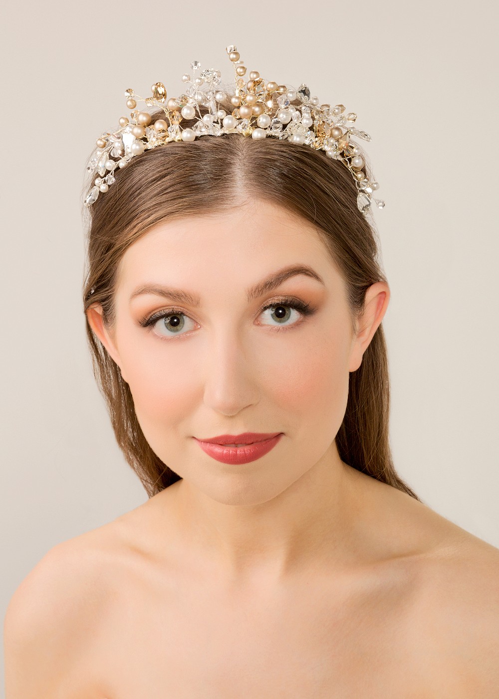 Taylor bridal headpiece