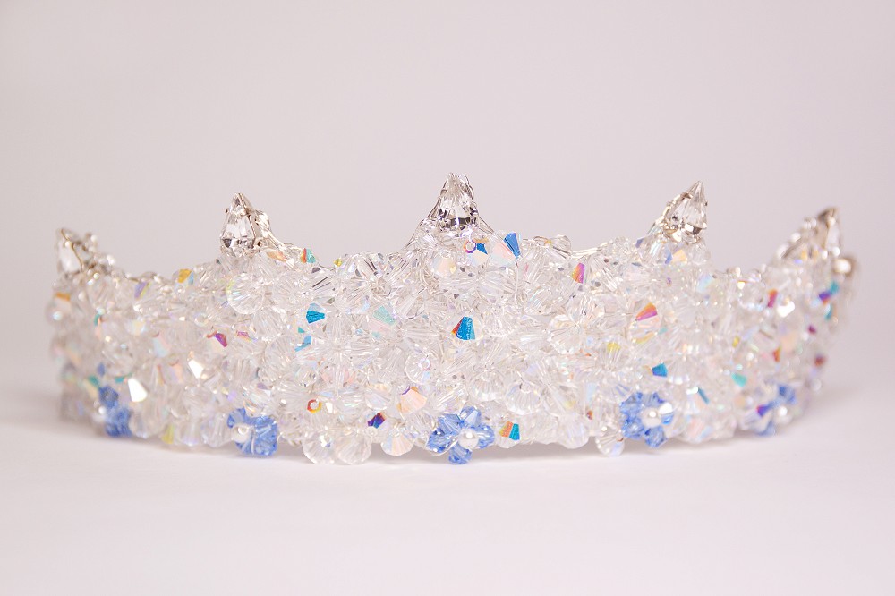 shown here with forget me not crystal flowers.